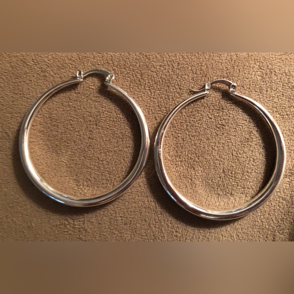 Jewelry - Sterling silver hoops